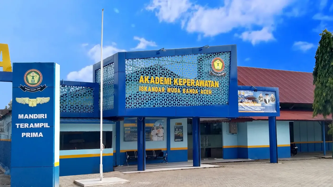 Banner image from the Akademi Keperawatan Iskandar Muda Banda Aceh website