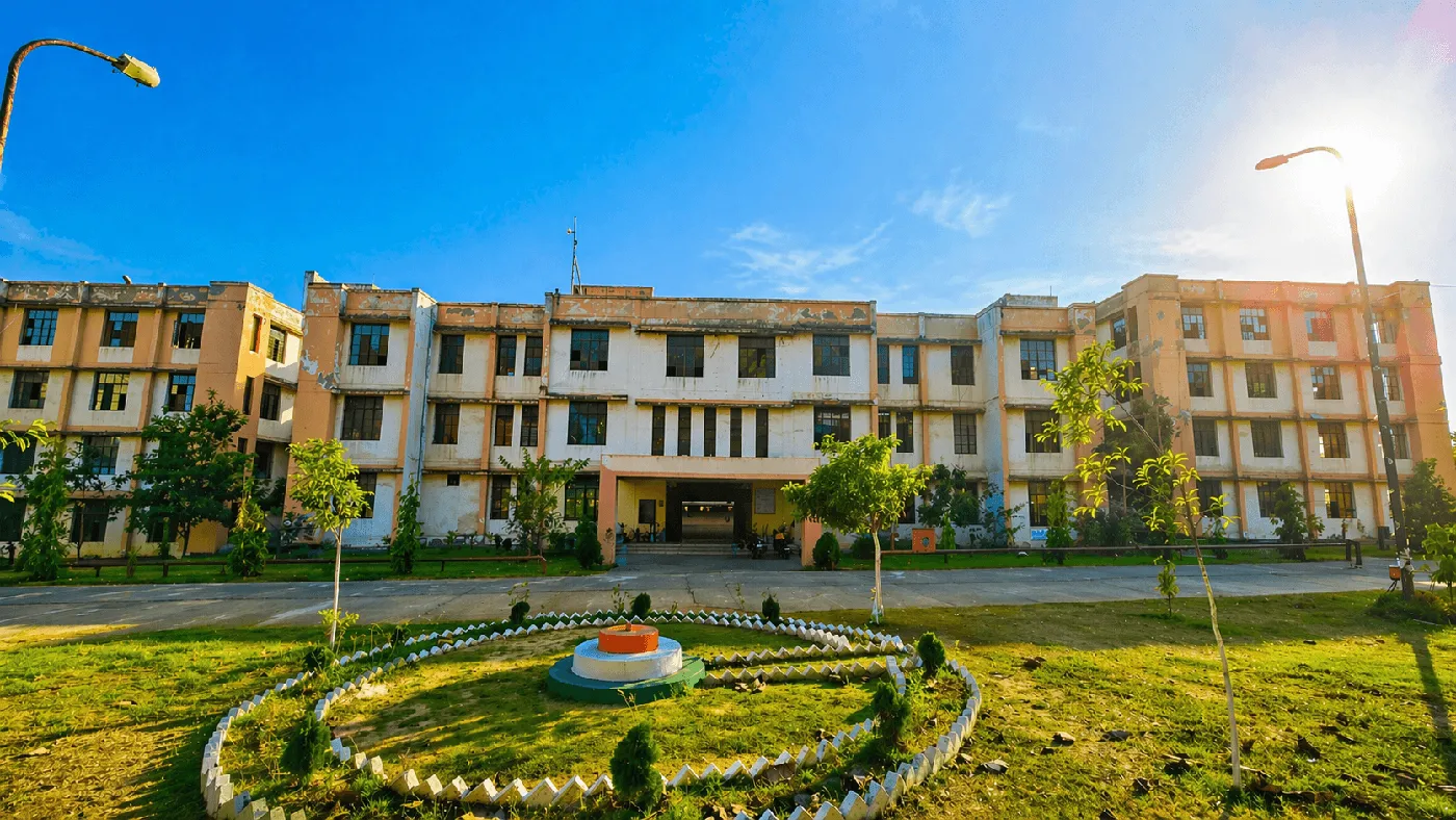 Banner image from the Chandil Polytechnic School website
