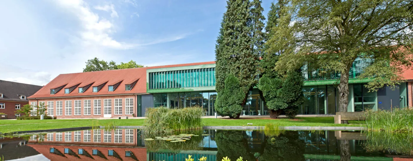 Banner image from the Constructor University website