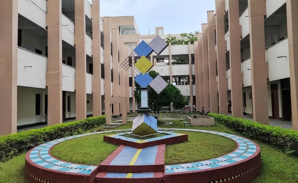 Banner image from the Darul Ihsan University website