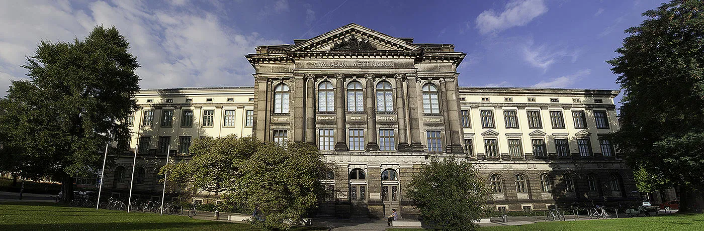 Banner image from the Dresden College of Music website