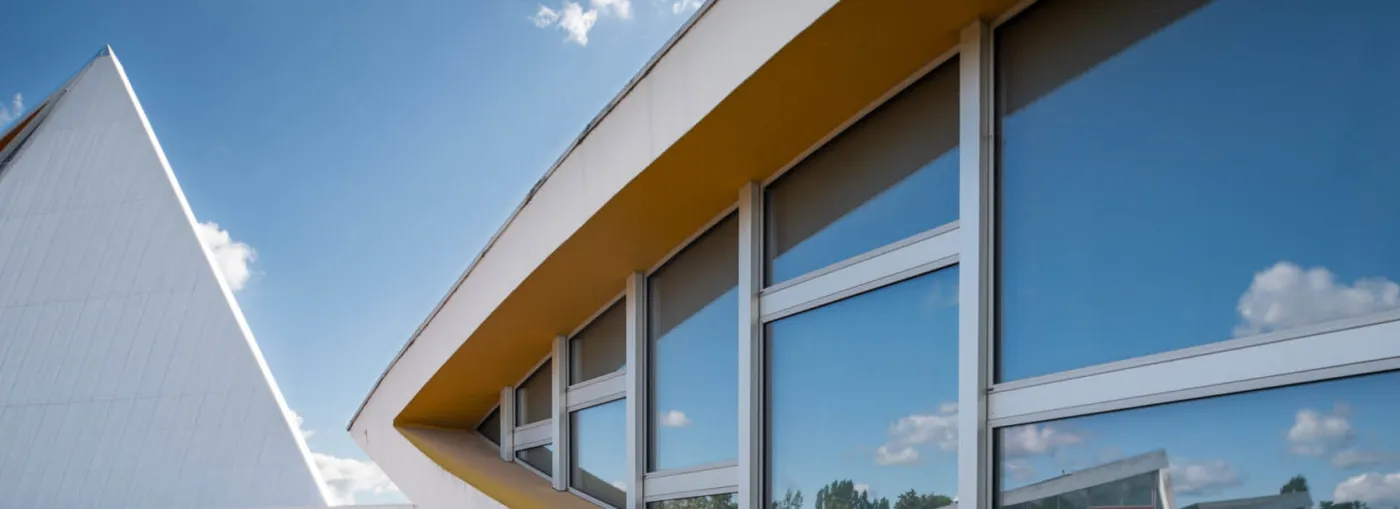 Banner image from the École Nationale Supérieure d'Architecture et de Paysage de Bordeaux website