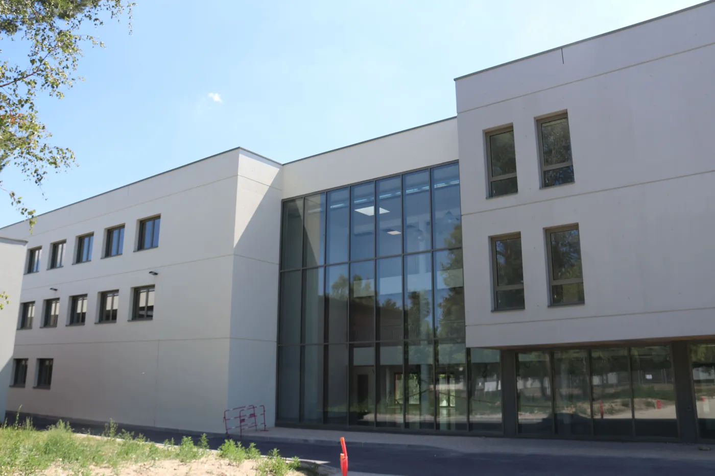 Banner image from the Graduate School of Engineering website