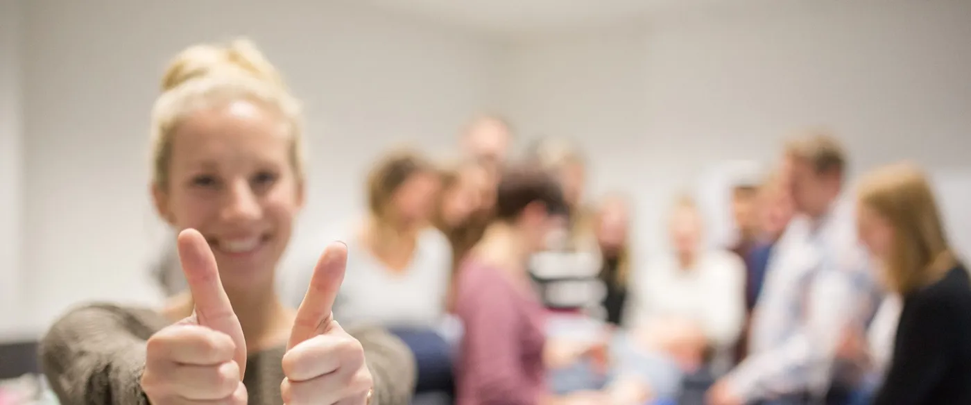Banner image from the Hanse Institut Oldenburg Bildung und Gesundheit website