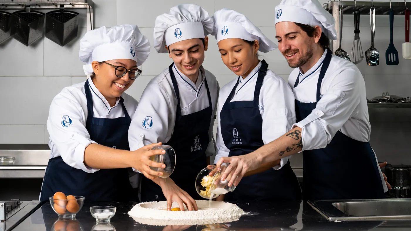 Banner image from the Instituto Superior Tecnológico Escuela de los Chefs de Guayaquil website