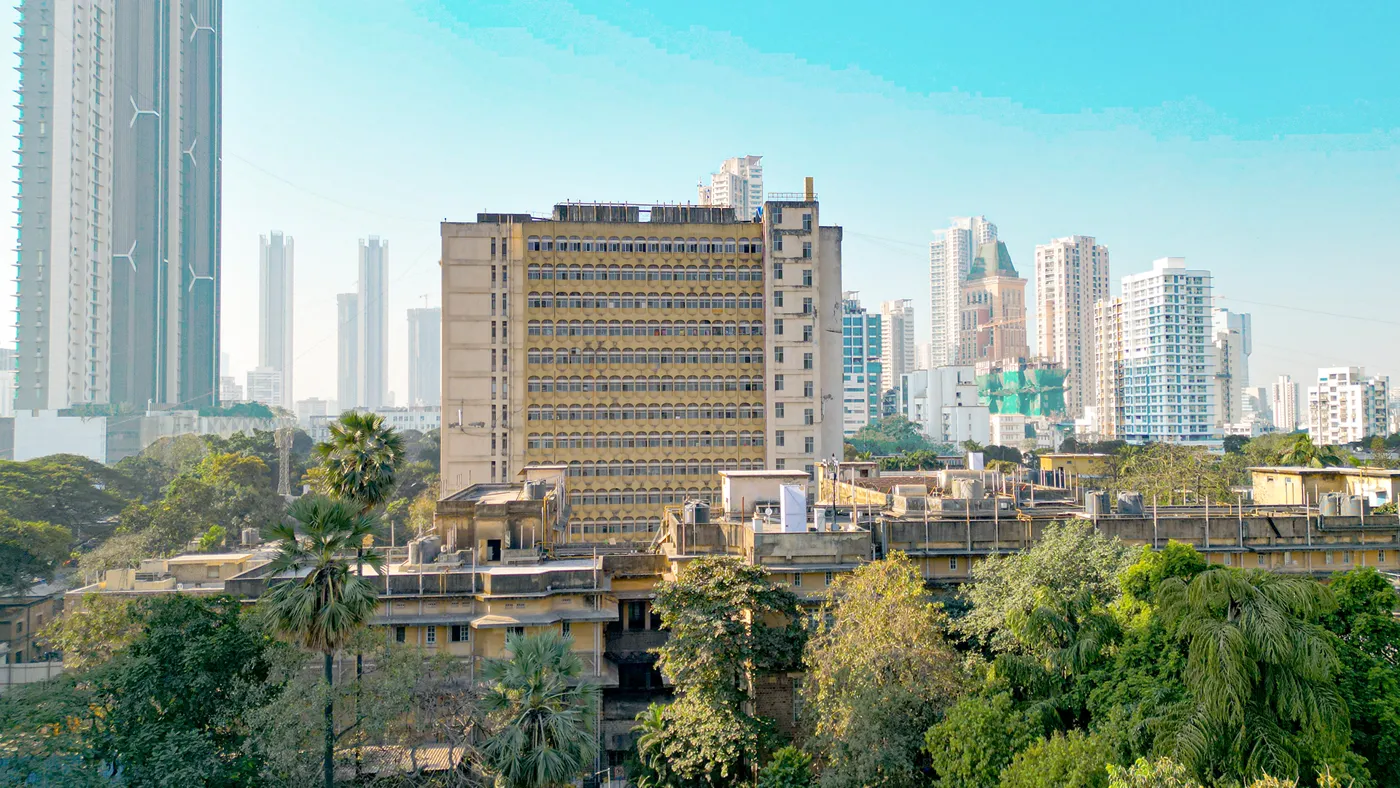 Banner image from the King Edward Memorial Hospital and Seth G.S. Medical College website