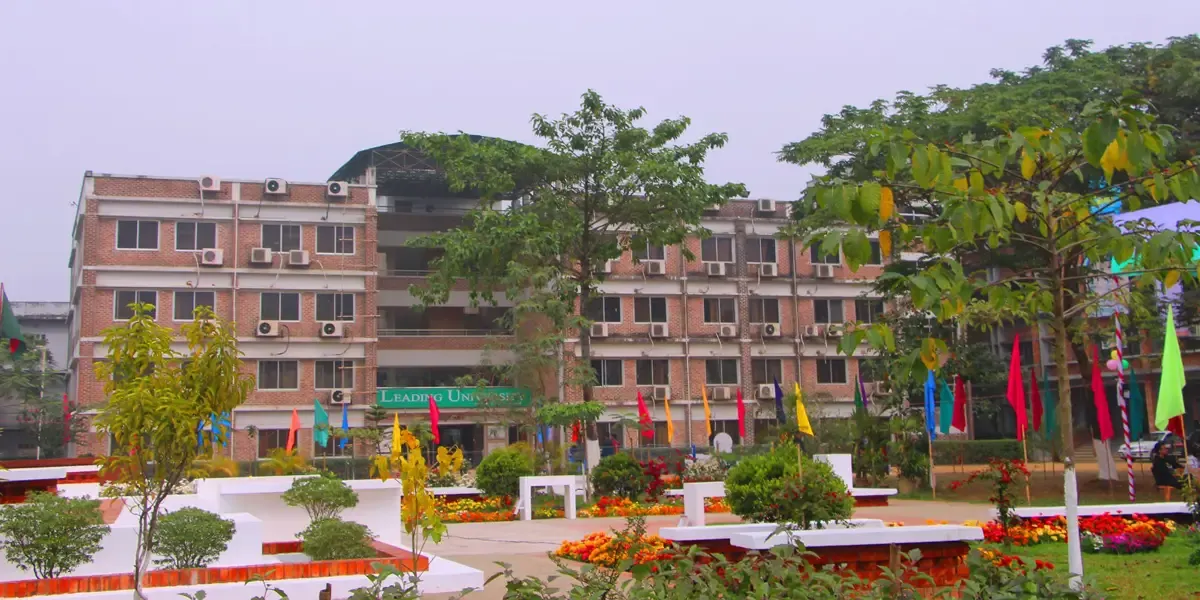 Banner image from the Leading University website