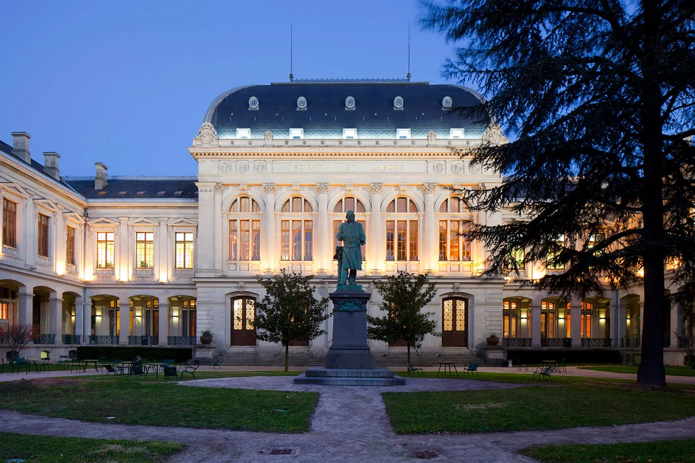 Banner image from the Lumière University Lyon 2 website