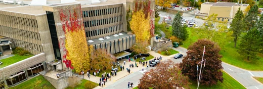Mount Saint Vincent University logo