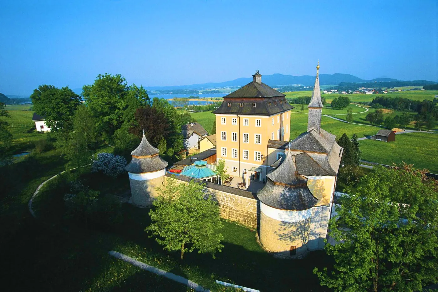Banner image from the Seeburg Castle University website