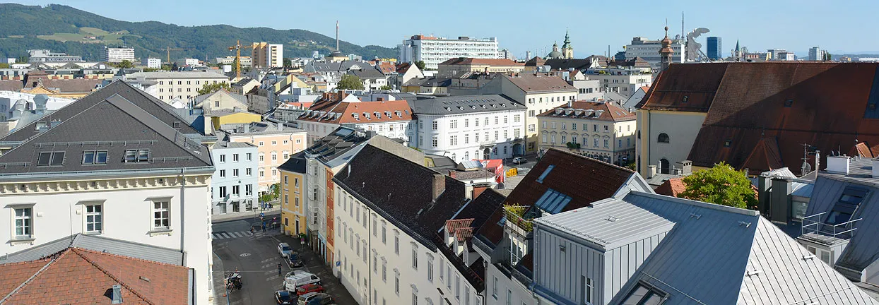 Banner image from the Sigmund Freud Private University - Campus Linz website