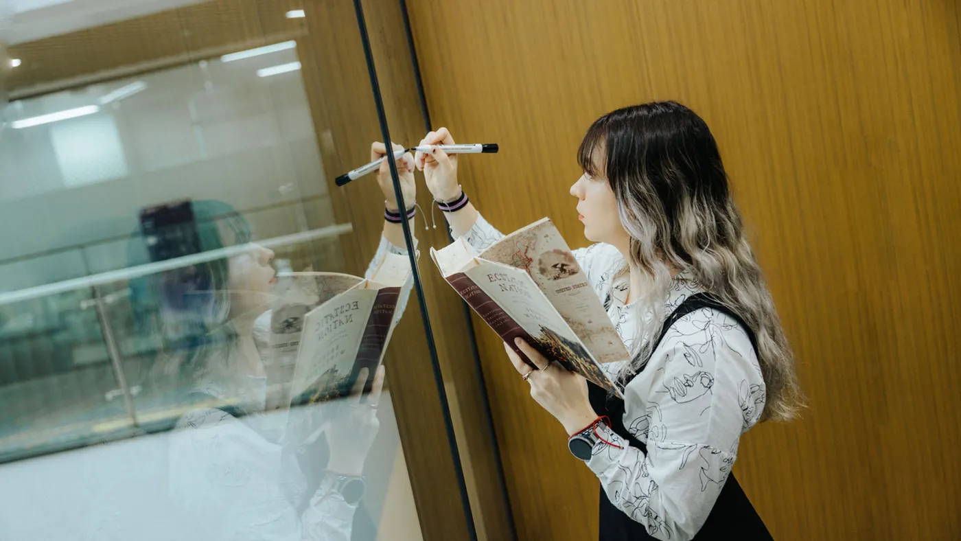 Banner image from the The University of Nottingham Ningbo China website