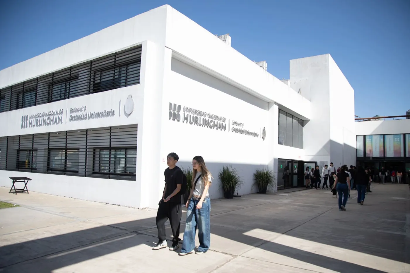 Banner image from the Universidad Nacional de Hurlingham website