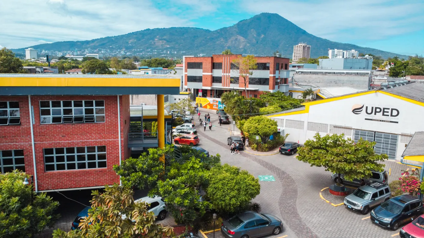 Banner image from the Universidad Pedagógica de El Salvador website