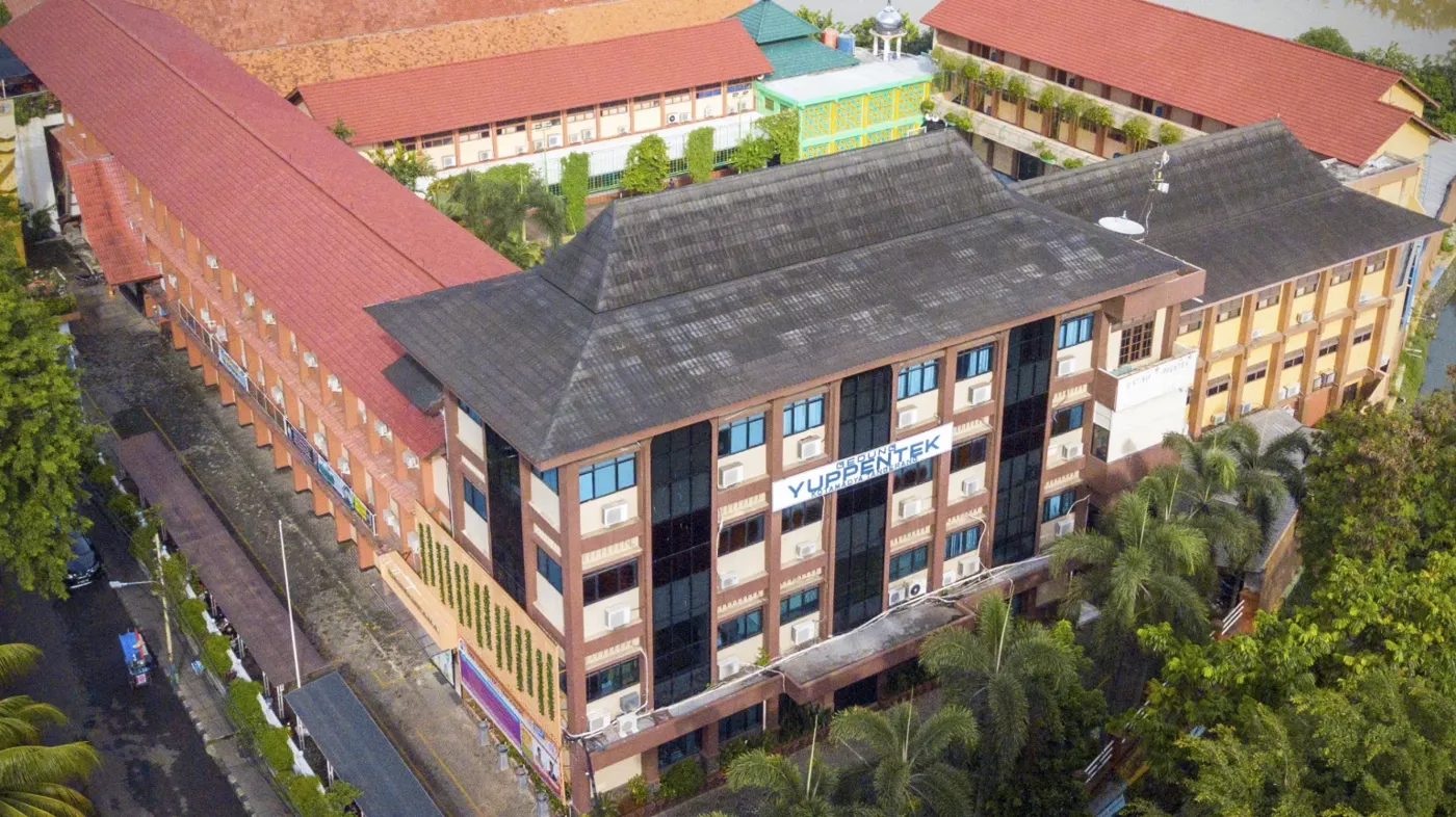 Banner image from the Universitas Yuppentek Indonesia website