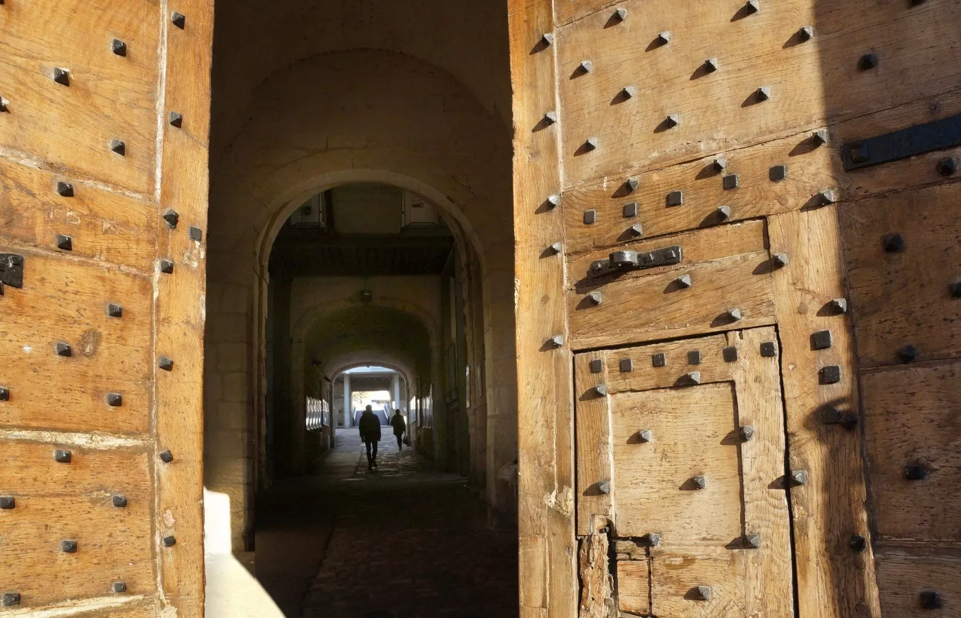 Banner image from the Université de Nimes website