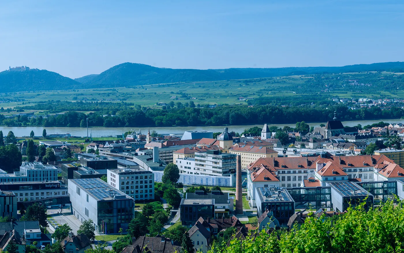 Banner image from the University for Continuing Education Krems website