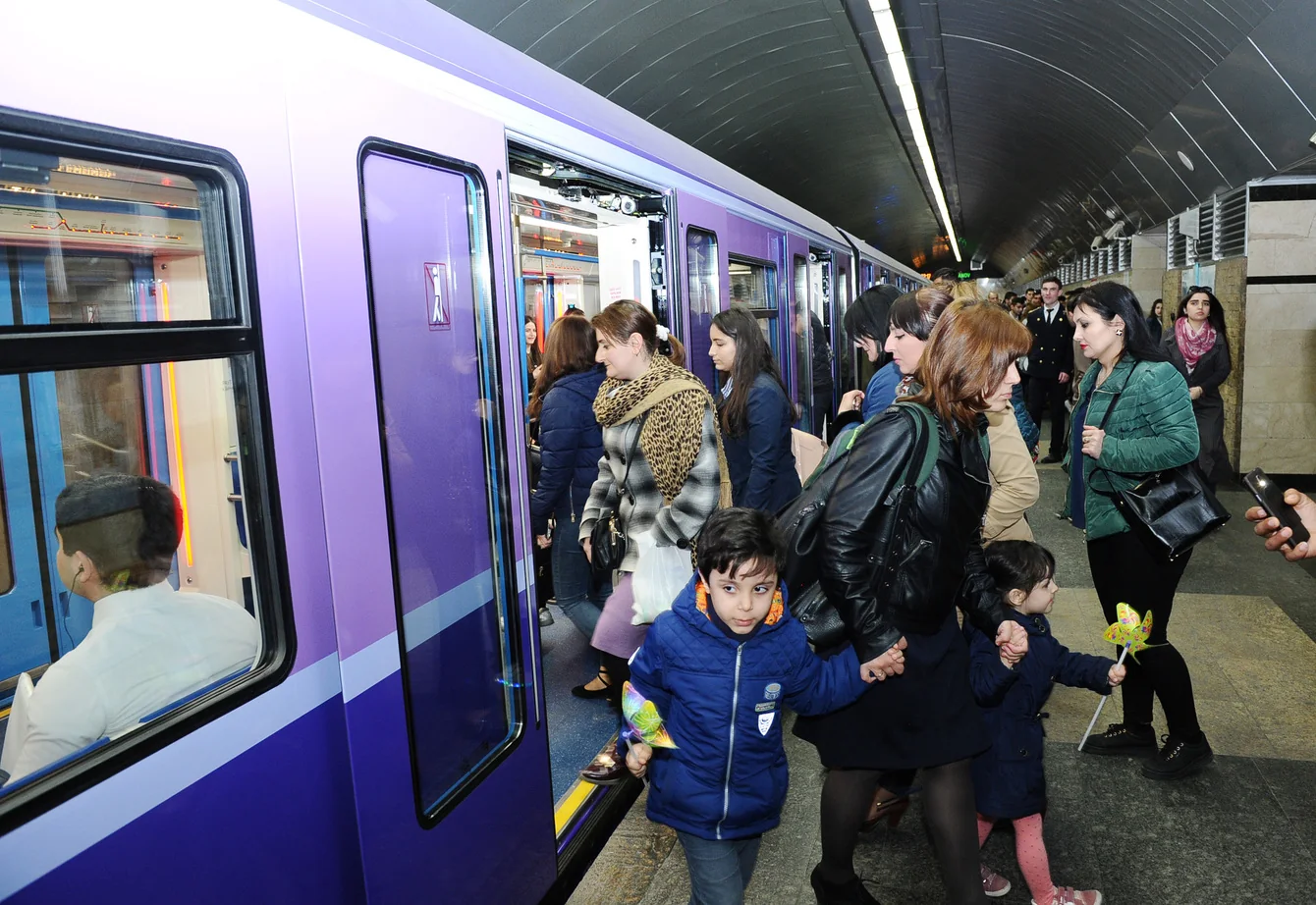 Passengers boarding a Baku Metro train at Icheri Sheher station