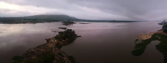 Wide view of the Oubangui River from Bangui