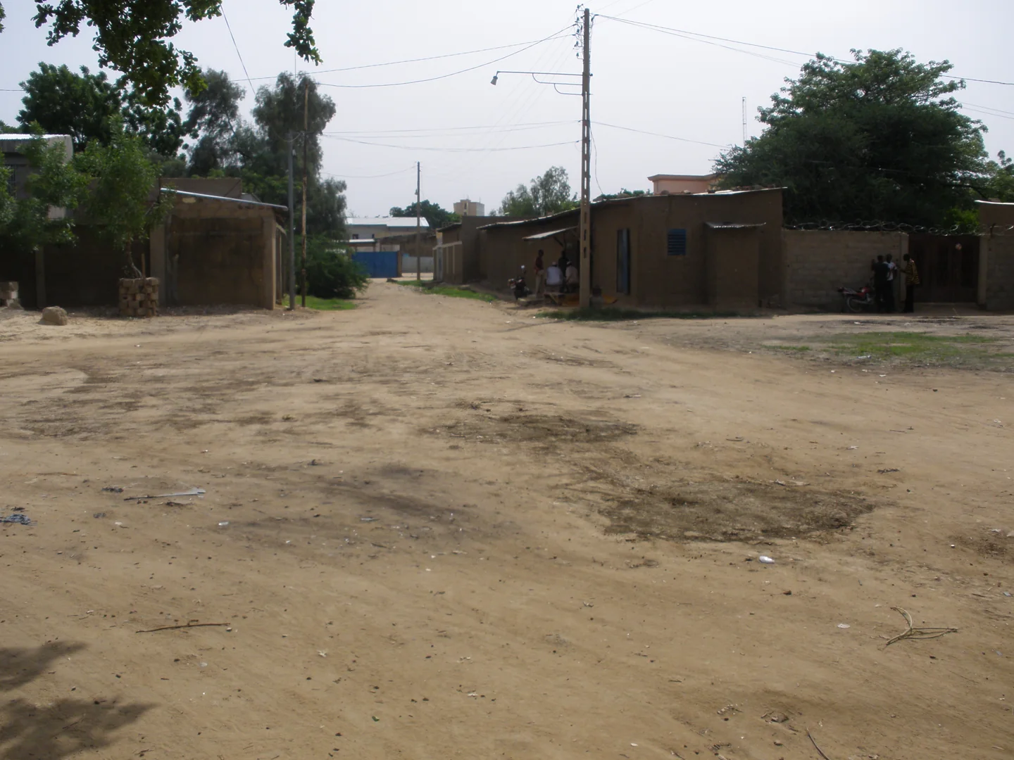 A street and roadside buildings in N'Djamena