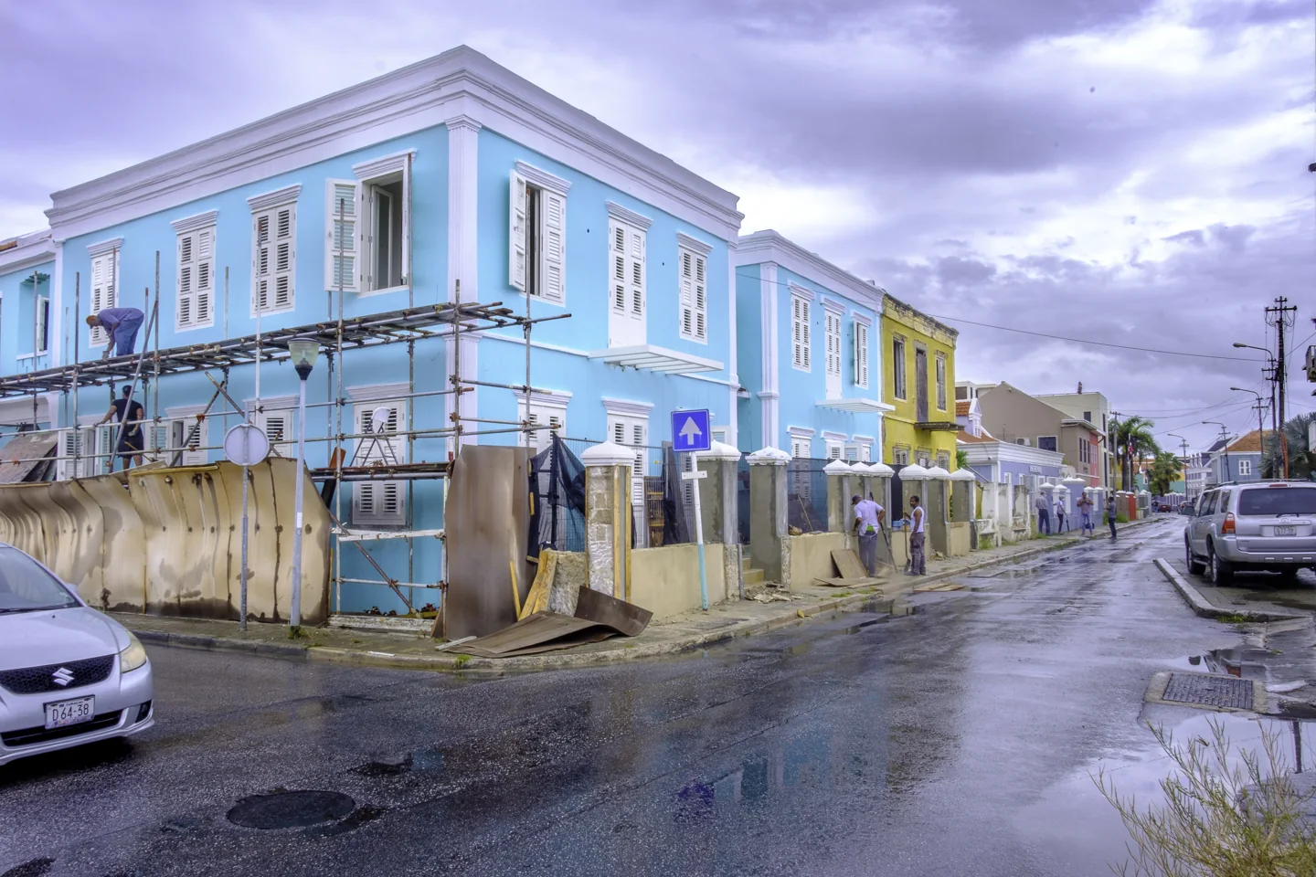 Street junction and buildings in Pietermaai, Willemstad