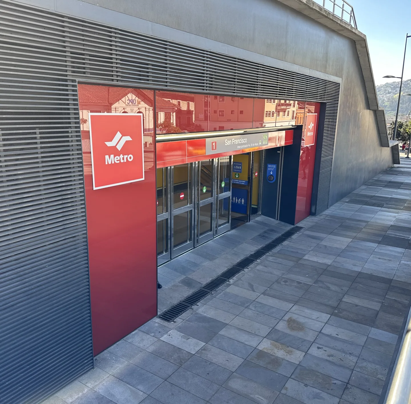 Entrance to San Francisco Metro station in Quito